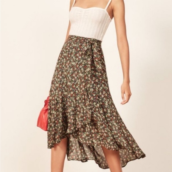 Reformation Dresses & Skirts - Reformation Annalise floral midi skirt
